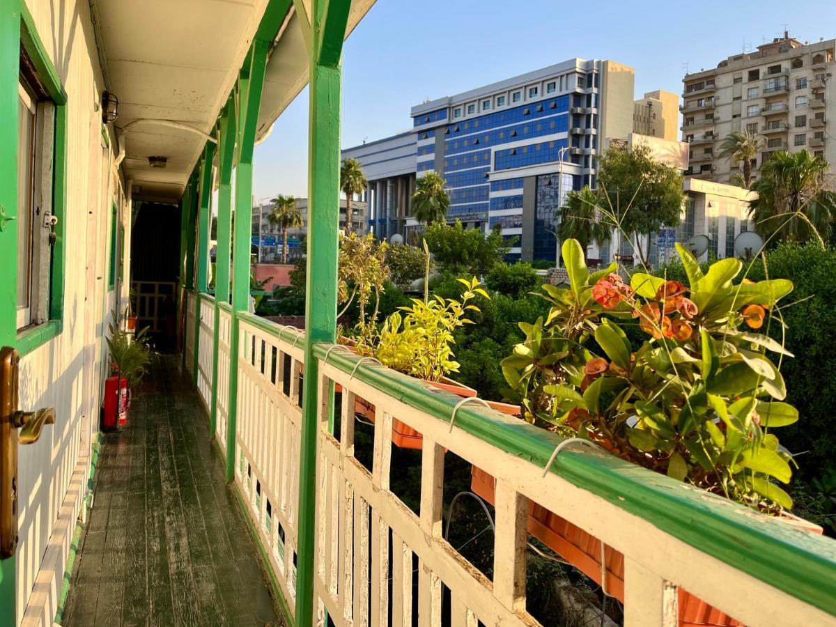 Houseboat65 - Historic Home On The Nile - Central Кайро Екстериор снимка