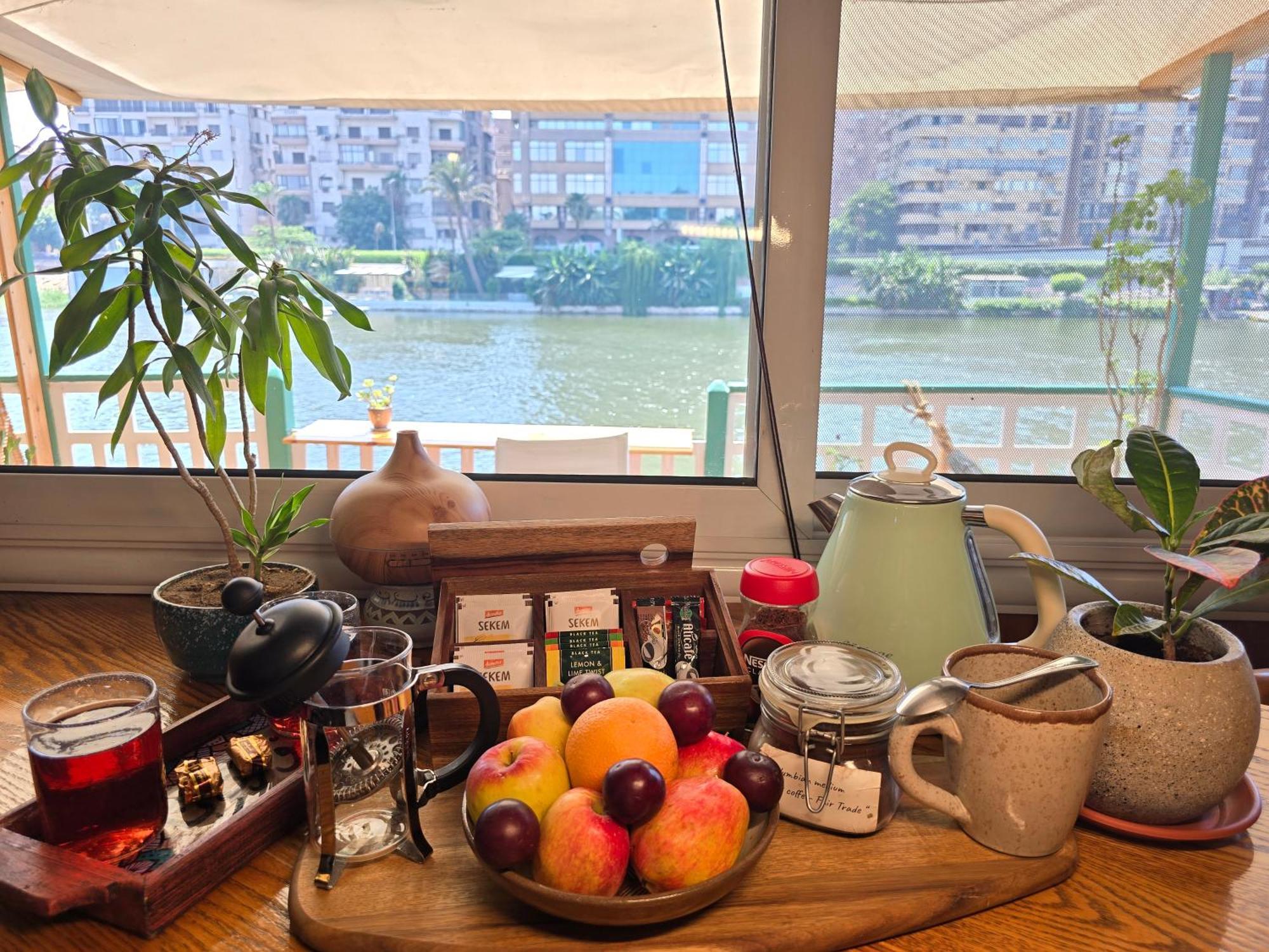 Houseboat65 - Historic Home On The Nile - Central Кайро Екстериор снимка