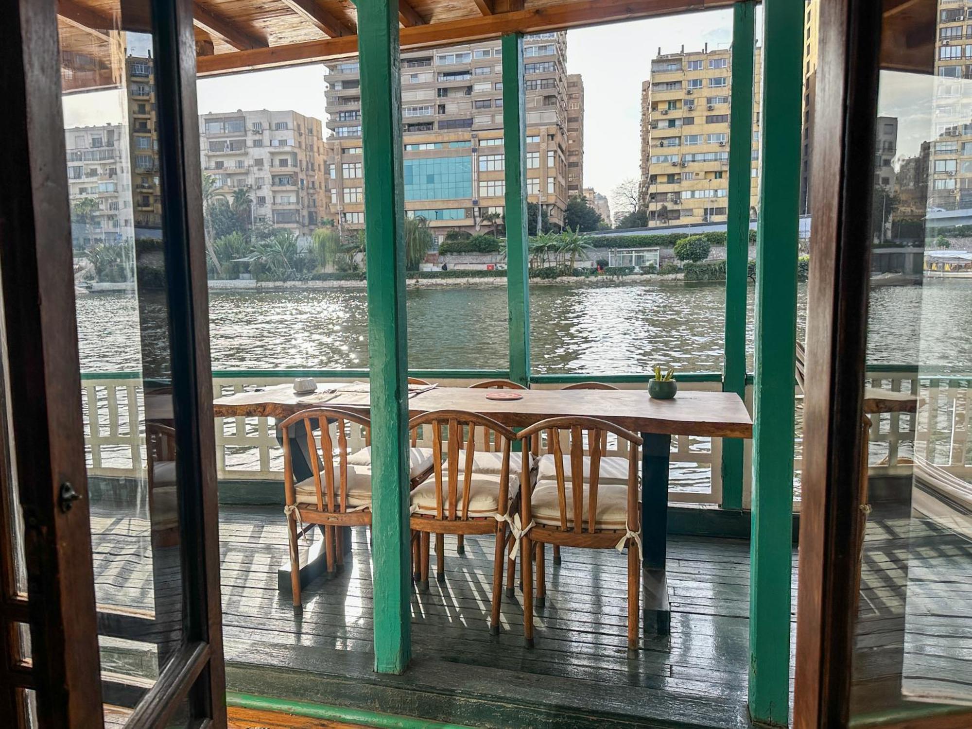Houseboat65 - Historic Home On The Nile - Central Кайро Екстериор снимка