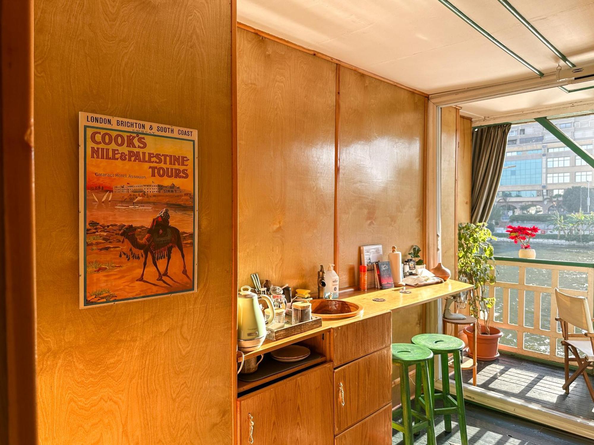 Houseboat65 - Historic Home On The Nile - Central Кайро Екстериор снимка