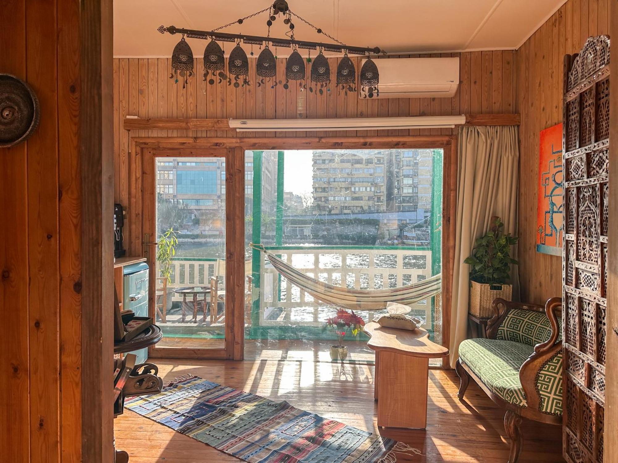 Houseboat65 - Historic Home On The Nile - Central Кайро Екстериор снимка